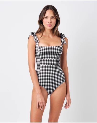 UNE PIECE - Classic Square Neck One Piece Swimsuit