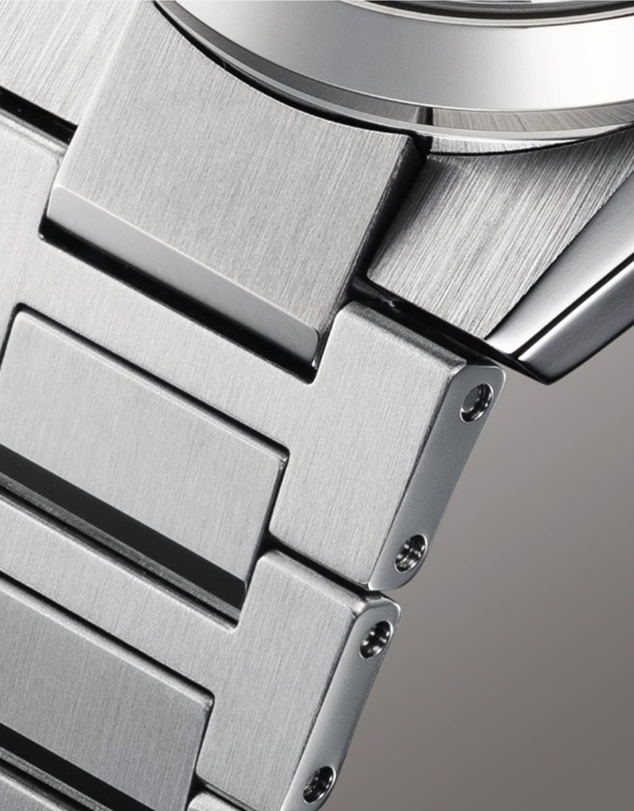 EDIFICE by Casio - EFK100D-2A