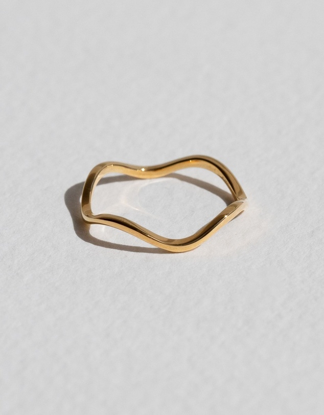 SAINT VALENTINE - Vera Wave Ring - Gold