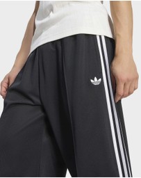 adidas Originals - OVERSIZED TRACK PANTS Mens