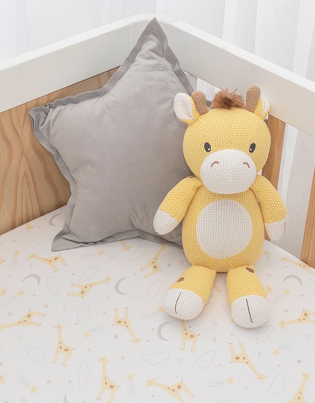 Living Textiles - Knitted Toy - Noah the Giraffe