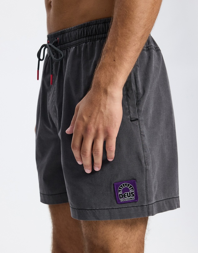 Deus Ex Machina - Sandbar Garment Dyed Shorts