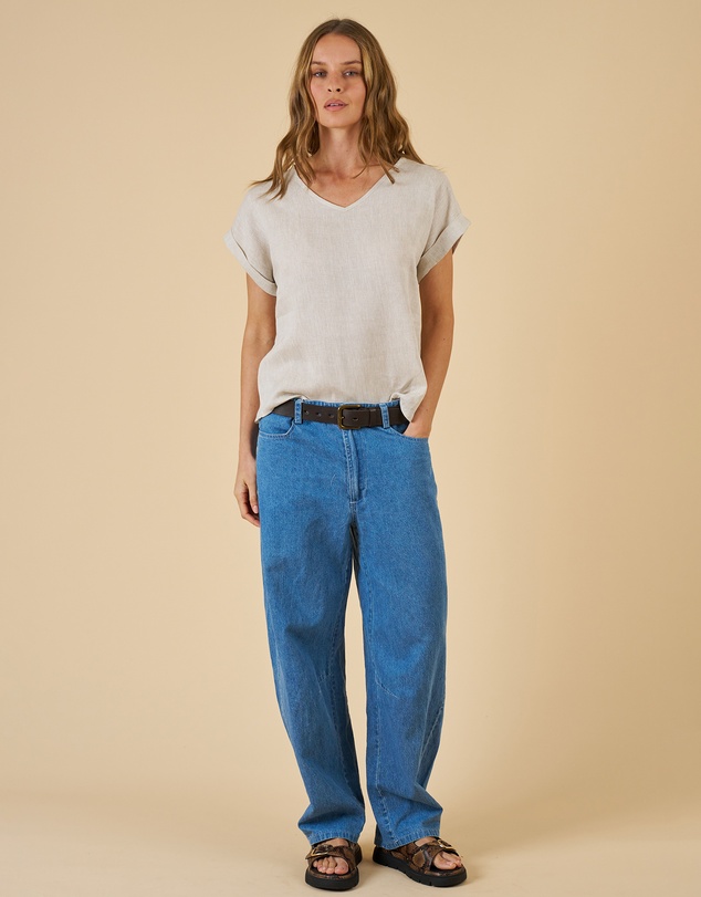 CAMIXA - Martina Linen V-Neck T-shirt