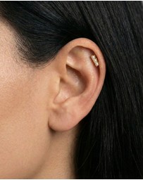 HOUSE OF SLANI - Mila Flat Back Pearl Bar Ear Stud Piercing