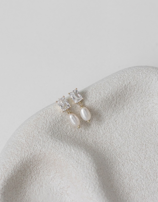 The White Collection - Helena - Freshwater Pearl Gold Bridal Earrings