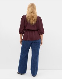 City Chic - Plus size Celina Peplum Top - bordeaux