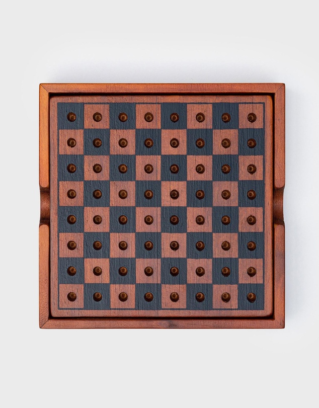 Luckies - Iron & Glory - Chess & Checkers