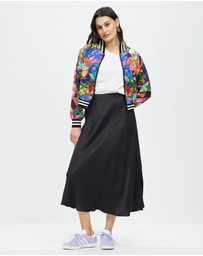The Social Outfit - Silk Aviator Jacket - Amplify