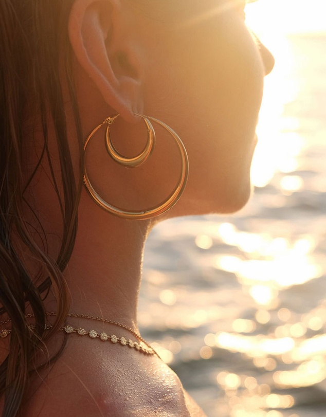 Arms Of Eve - Riley Gold Hoop Earrings - Small