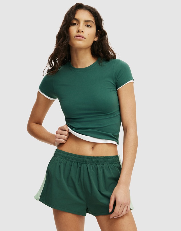 Cotton On Body Active - Active Panelled Woven Shorts