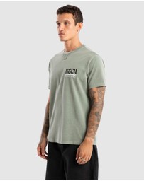 Kiss Chacey - Twisted Standard Tee