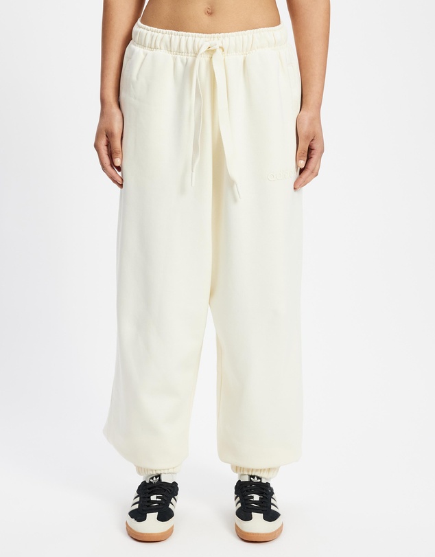 adidas Originals - Essentials Linear Oversized Jogger Pants