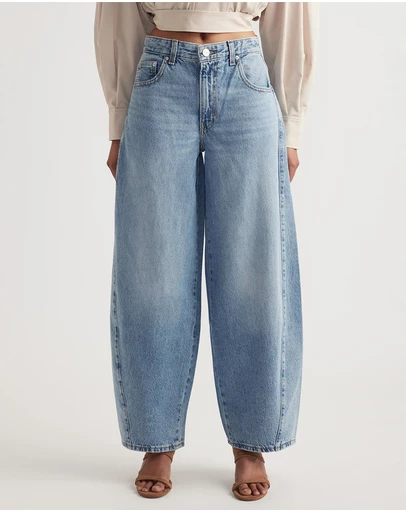 Decjuba - Rhea Mid Rise Barrel Jeans