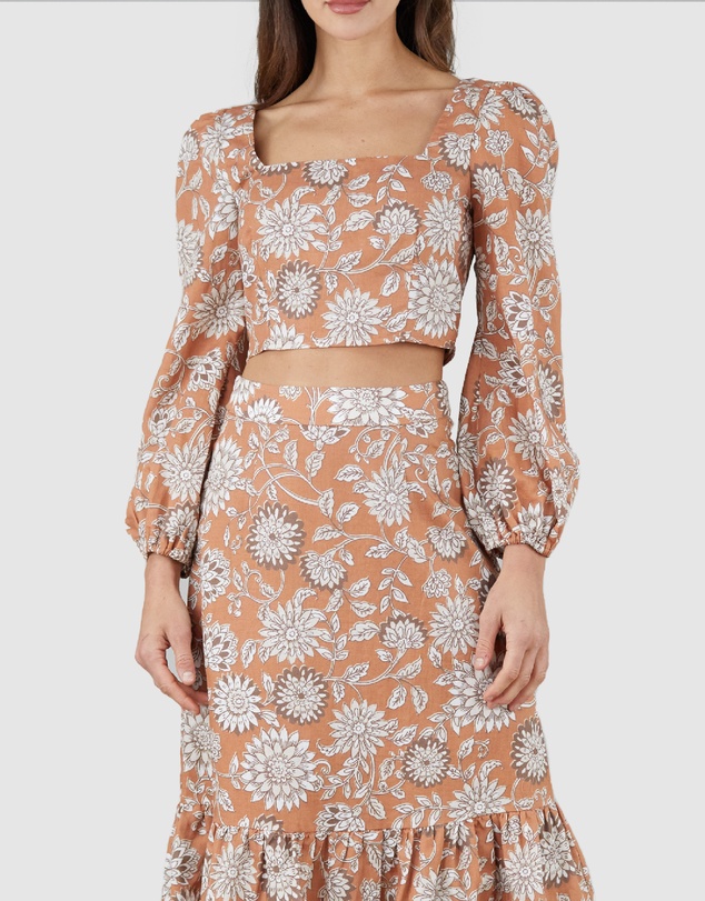 Amelius - Folklore Crop Top