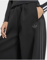 adidas Originals - SST 2.0 LONG TRACKPANT Womens