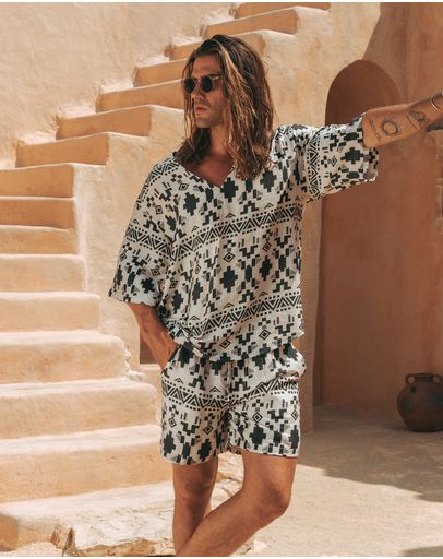 Sand/Black
