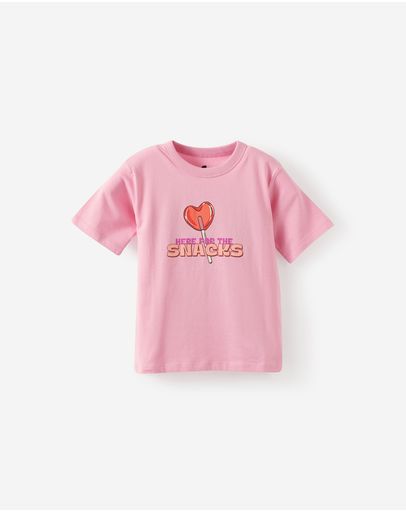 STRAWBERRY MILKHERE FOR THE SNACKS