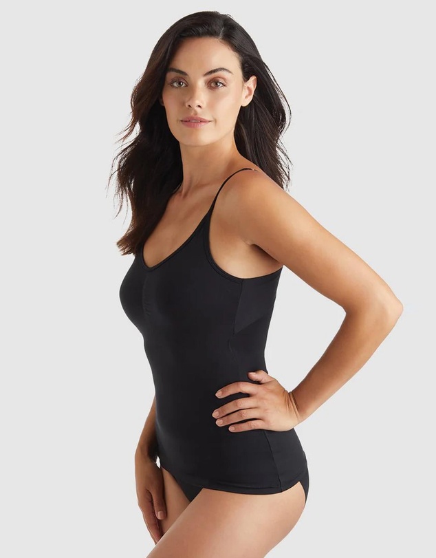 Naomi & Nicole - No 'Side Show' Covertible Strap Cami