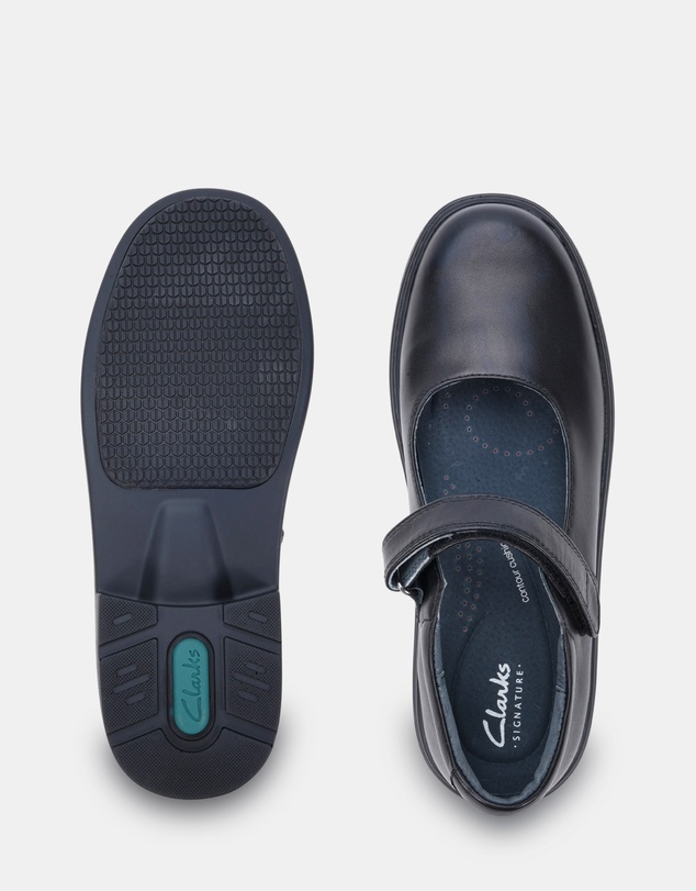 Clarks - Indulge (Senior) School Shoes