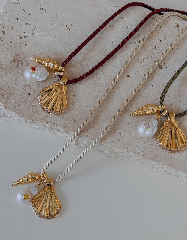 Amber Sceats - Dreamtide Necklace in Burgundy