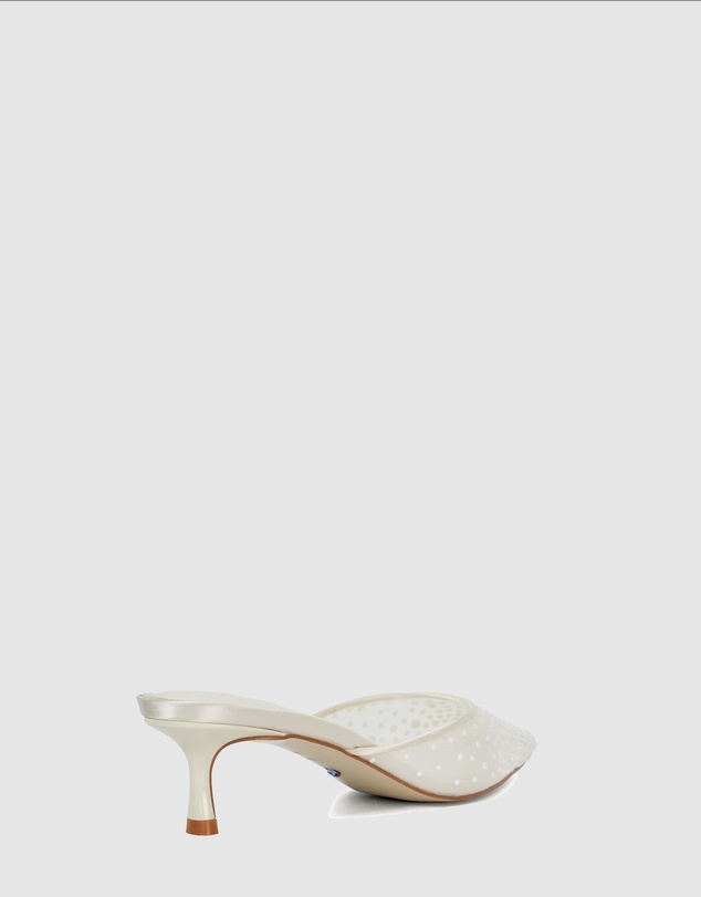 Dune London - Cuddling - Ivory