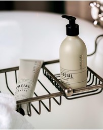 Larry King Haircare - Social Life Shampoo Bottle