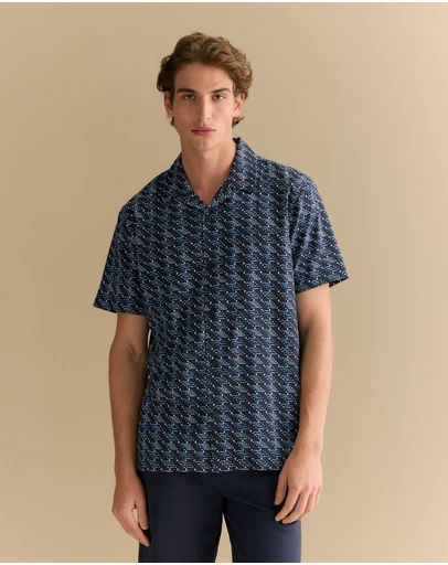 Trenery - Regular Fit Etched Geo Short Sleeve Shirt in Navy