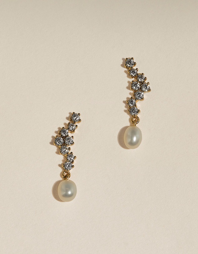 Astrid & Miyu - Scalloped Crystal Cultured Pearl Charm Studs