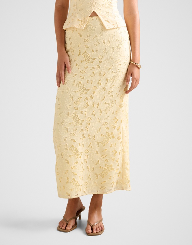 Forever New - Andie Lace Maxi Skirt