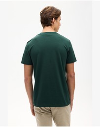 Superdry - Athletic Essential Chest Tee