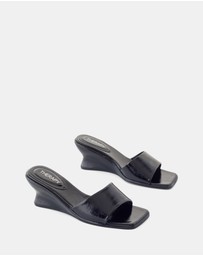 Therapy - Lafayette Wedges
