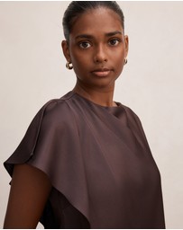Forever New Petite - Zinnia Petite Cape Maxi Dress