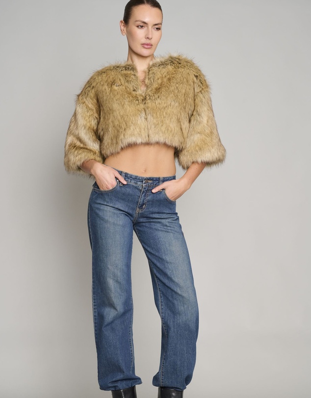 Love and Nostalgia - Little Fur Coat - Brown