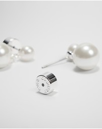 Country Road - Mini Pearl Drop Earring
