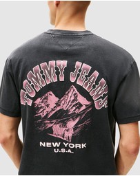 Tommy Jeans - Back Graphic Relaxed Crew Neck T-Shirt