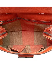 Pre-Loved by Azura Reborn - Pre-Loved gucci Elegant Leather Handbag with Top Handle and Shoulder Strap