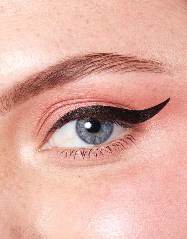 The Quick Flick - 12mm Grand Winged Eyeliner Stamp