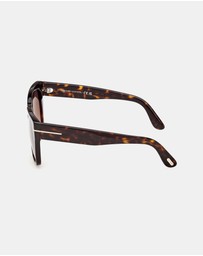 Tom Ford - Flynn 02