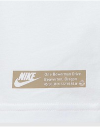 Nike - Sportswear Globe Tee - Kids
