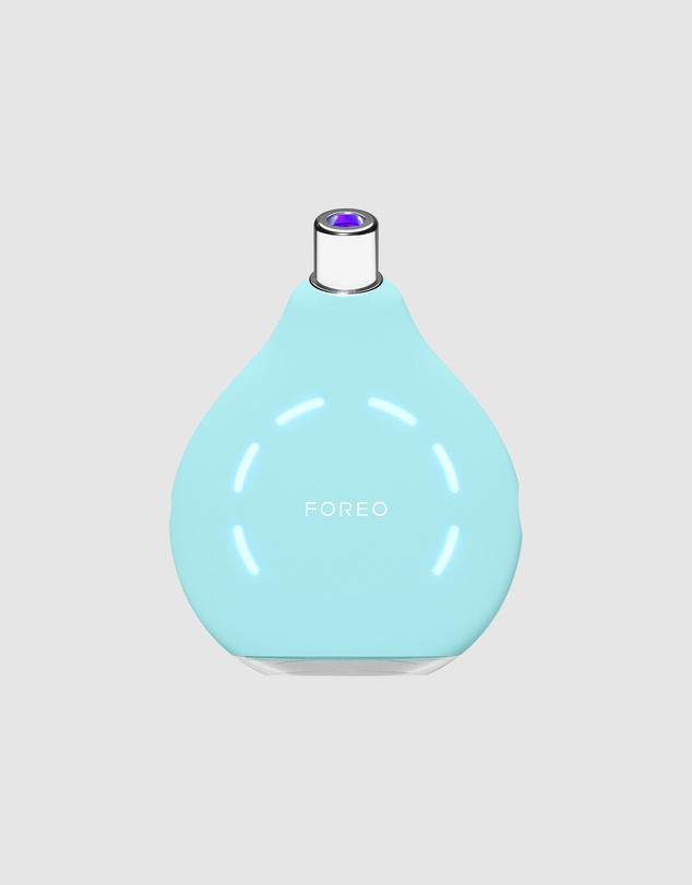 FOREO - KIWI™ - Blackhead remover pore vacuum and blue LED device