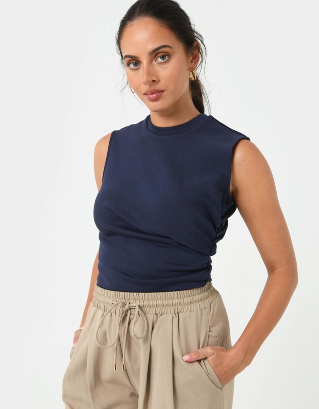 Forcast - Lulu Ruched Top