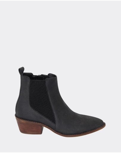 Black Nubuck Tumble