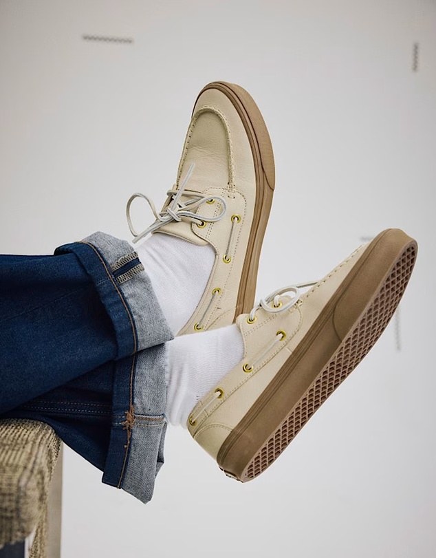 Vans - 2-Eyelet Boat Shoe - Unisex