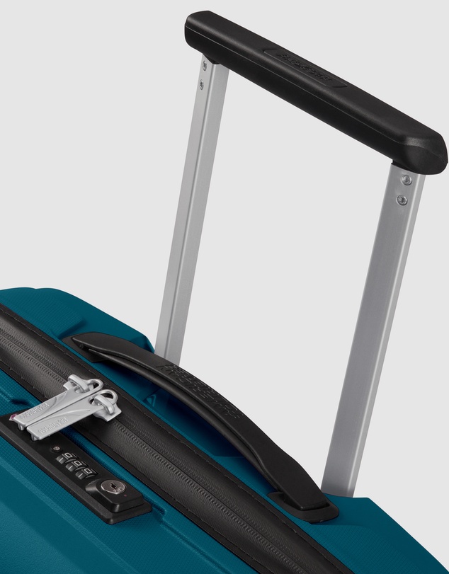 American Tourister - Airconic Spinner 55cm TSA
