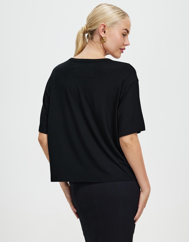Third Form - Push Pull Tee