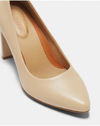 Hush Puppies - Isabella