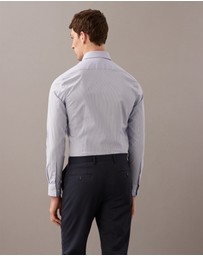 Calvin Klein - Poplin Stretch Dress Shirt