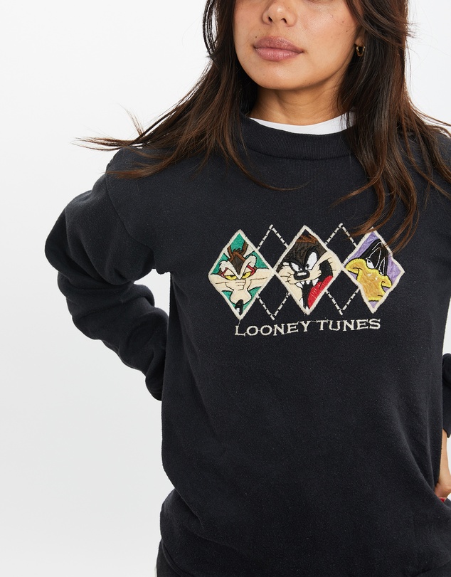 Vintage by The Real Deal - Pre Loved - 90s Looney Tunes Sweatshirt