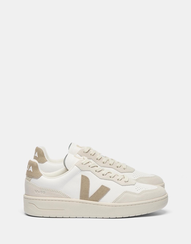Veja - V-90 O.T. Leather Sneakers - Women's