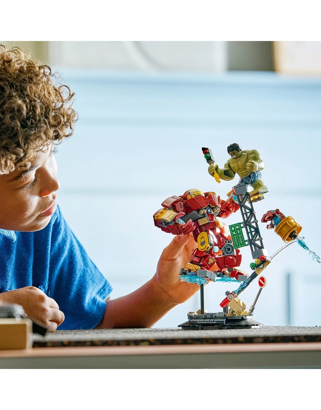 LEGO - 76343 Epic Battle Hulkbuster vs The Hulk